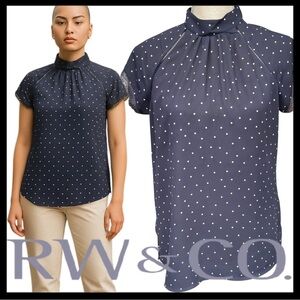 RW&CO. Navy Polka Dot Mandarin Neck Cap Sleeve Lace/Eyelet Accent Top (M)